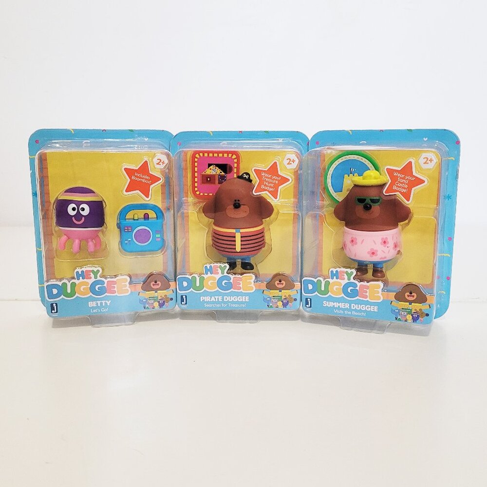Hey Duggee - Set of 3 Figures Betty, Pirate Duggee and Summer Duggee - BNIB